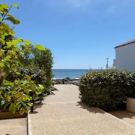 Διαμέρισμα Un Duplex A La *